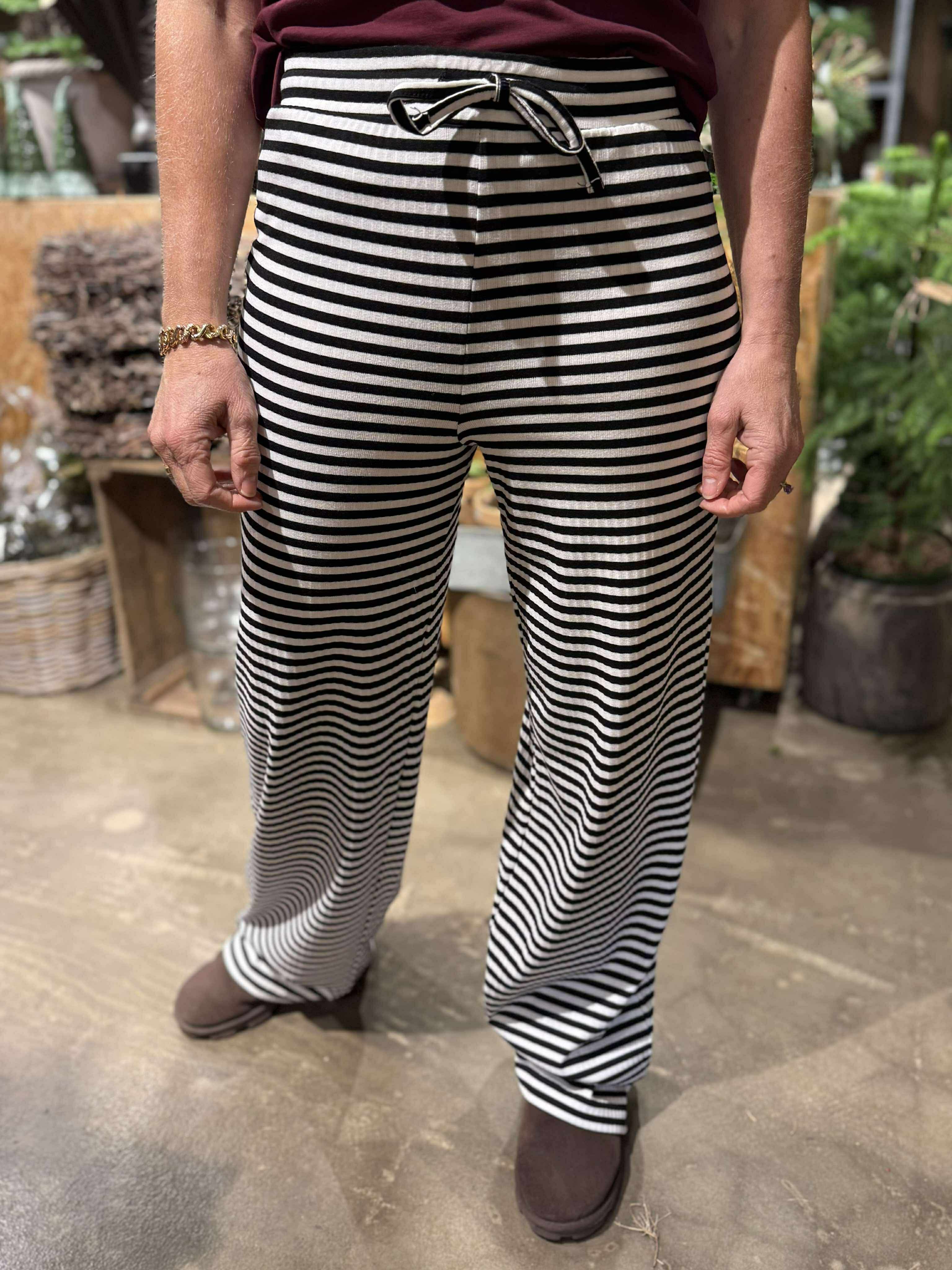 PCLAYA Trousers - Black/Strib